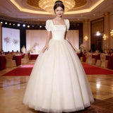 White Light Wedding Dress Senior Sense 2026 New Host Evening Dress Dress Dress Fairy Student Art Exam Performance Suit HZ0517