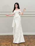French Light Wedding Dress Simple White Shoulder Light Luxury Engagement Dress Fishtail Lace Fasci To Greet The Door HZ0517