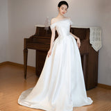 One-Word Shoulder Light Wedding Dress Fauct French Simple Small Tug-Tailed Thin 2026 New Brides Go Out Light Wedding Dress HZ0517