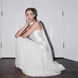 Light Wedding Dress 2026 New White Brat Niche Mesh Ribbon With Hanging Neck Banquet Dress Dress Dress HZ0517