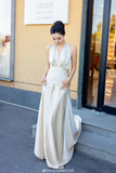2026 Winter New Hanging Neck V Collar Fashion Trend Champagne Temperament Dress Physical Store HZ0517