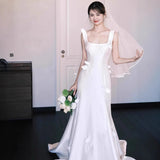 French Sling Light Wedding Dress Bride Simple Vertine Super Fairy Line Welcome To Go Out Wearing Small Tail Dress HZ0517