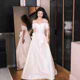 2026 New French Evening Dress Women's Life With A Light Shoulder Wedding Dress Bride Going Out Of The Yarn High-Level White Engagement HZ0517