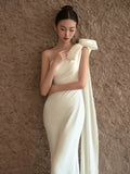 Single-Shoulder Light Wedding Dress 2026 New White Dens, Yarn Tug-Tailed Bride Married Fishtail Car Show Dress Woman HZ0517