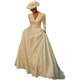 Long-Sleeved V Lord Wedding Dress 2026 Spring New Vintage French Sleeve Bride Qidi Shadow Building Travel Wedding HZ0517