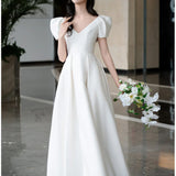 Scenic Light Wedding Dress 2026 New Bridal French Simple V-Neck Go Out Of The Sausen Small Welcome Dress Dress HZ0517