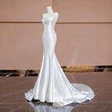 White Densate Brae Wedding Dress Bride 2026 New French Fishtail Evening Dress Twily Twidden Twily Tailed Main Wedding Dress HZ0517
