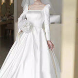 Long-Sleeved Sen Series Main Wedding Dress 2026 New Bridal Simple Style Court Style Simple Korean-Style Vertedding Wedding Dress HZ0517