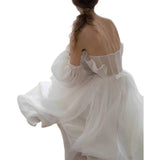 [Man] White Stant Light Wedding Dress 2026 New Breast-Mearing French Temperament Long-Sleeved Travel Wedding Dress HZ0517