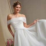 2026 New French Light Wedding Dress Simple Thin Senior Feeling Tug Dream Super Fairy Pungong Skirt HZ0517