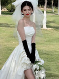Exhibition New Studio Theme Clothing Couple Photo Photo Dress Exterior Travel Simple Street Pattted Breast Wedding Dress HZ0517