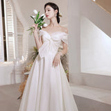 French Light Wedding Dress Simple Dens, Go Out To Syarsen To Shoot The Bride's Wedding Engagement Dress A Word Shoulder Light Wedding Dress HZ0517