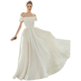 Temperament Light Wedding Dress Retro Shoulder Simple Engagement Registration Dress Travel To Shoot Small Brides Go Out Of The Yarn HZ0517