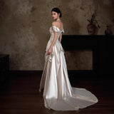 One-Word Shoulder-Sense Sabled Face Light Wedding Dress French White Fading High-End Feel Tailing Dress Temperament Welcome Engagement Yarn HZ0517