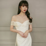 One-Word Shoulder French Light Wedding Dress 2026 New Temperament Simple Retro Mori Super Fairy Bride Married Out Of The Yarn Woman HZ0517