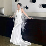 The Bride's Engagement Certificate Small White Dress French Temperament Simple Out Of The Pavilion Welcome To The Wine Dress Morning Robe Banquet Hanging Neck Dress HZ0517