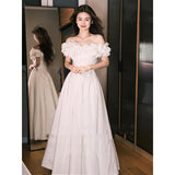 One-Word Shoulder-Singed-Sin-Faced Light Wedding Dress 2026 New Engagement Dress Dress Small Man To Go Out In Morning Robes For Female Brides HZ0517