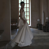 Brased And Densate Light Wedding Dress 2026 New High-End Simple Retro Dress White Engagement Yarn HZ0517