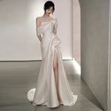 One-Word Shoulder Light Wedding Dress 2026 Spring New Bridal Bridal Simplicity Style Travel Tug-Tail Dress HZ0517