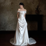 One-Word Shoulder-Sense Sabled Face Light Wedding Dress French White Fading High-End Feel Tailing Dress Temperament Welcome Engagement Yarn HZ0517