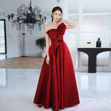 Black Evening Dress 2026 New Year's Year Of The Year Of The Year Of The Side Of The Bow Banquet Dress HZ0517