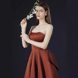A Toasting Clothes Bride High Feeling Double-Faced With Double-Faced With A Red Luxury Engagement Back To The Door To The Evening Dress Dress HZ0517