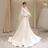 French-Style Linden Light Wedding Dress Bride Simple Breast-Wearing Temperament Waist Fish Tail Go Out Yarn Tail White Dress HZ0517