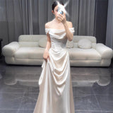 One-Word Shoulder Bride Light Wedding Dress French Small Tailed Morning Robe 2026 New High-End Engagement Dress With A Fastern Yarn HZ0517