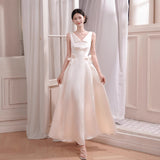 French White V Collar Sleeveless Light Wedding Dress Simple Sen Temperament Tidive Engagement Certificate Small Dress Can Wear Small White Dress Every Day HZ0517