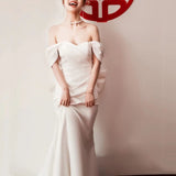French Word Shoulder Light Wedding Bride Simple Line Welcome To Go Out White Body-Scrut-Sand-Faced Fishtail Dress Dress HZ0517