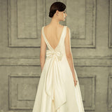 2026 New Deep V Thin Wedding Dress Before The Short After The Long-Simplicity Of The Long-Singed Noodles Simple Wedding Dress Small Hepburn Small Dress HZ0517