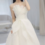 Light Wedding Dress 2026 New Bride With A Simple Yarn Display Thin Main Yarn Travel Pat Welcome Yarn Small Tailed HZ0517