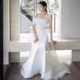 French One-Word Shoulder Light Wedding Dress Bride Super Xiansen Tie Door Yarn Simple Temperament White Dress Fishtail Welcome Yarn HZ0517
