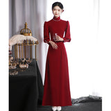 New Chinese Vintage Dress Bride Long Sleeve National Style Bride Red Wedding Long Banquet Dress HZ0517