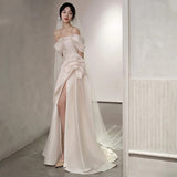 One-Word Shoulder Light Wedding Dress 2026 Spring New Bridal Bridal Simplicity Style Travel Tug-Tail Dress HZ0517