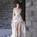 French Light Wedding Dress Bride Retro Bras Niche Before Going Out Of The Yarn Long White Small Tail Welcome Dress HZ0517
